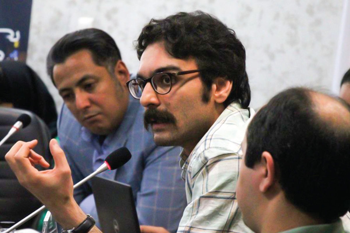  سمینار علمی پژوهشی «یک روز با شکسپیر»، به مناسبت چهارصدوشصت ویکمین سالگرد تولد ویلیام شکسپیر، در مؤسسه آموزش عالی اقبال لاهوری مشهد برگزار شد.