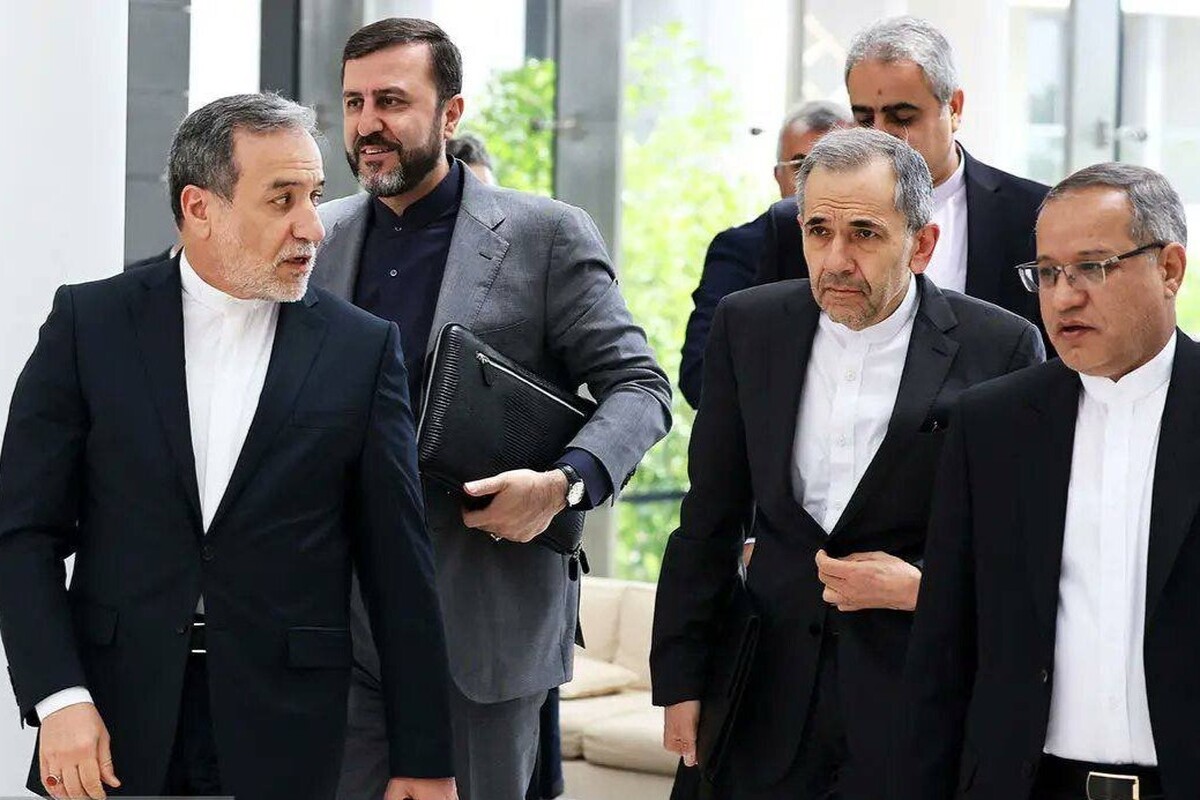 عضو کمیسیون قضایی و حقوقی مجلس شورای اسلامی گفت: نتیجه‌بخش‌بودن مذاکرات آثار زیادی بر حل مشکلات و موضوعات اقتصادی و معیشتی خواهد داشت.