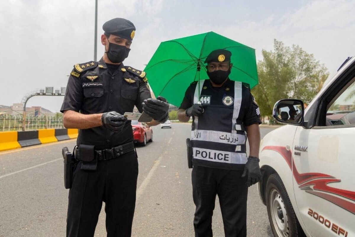 عربستان سعودی برای جلوگیری از تکرار فاجعه سال گذشته، جریمه‌های سنگینی تا ۲۶ هزار دلار و ممنوعیت ۱۰ ساله برای حج بدون مجوز تعیین کرد.