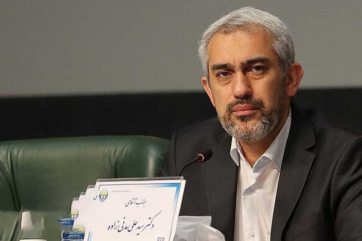 دولت، سیدعلی مدنی‌زاده را به عنوان وزیر پیشنهادی اقتصاد به مجلس معرفی کرد (۱۱ خرداد ۱۴۰۴)