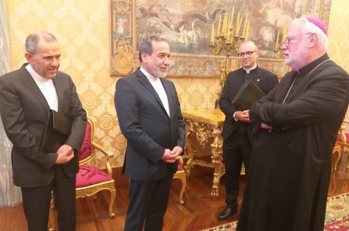 عراقچی دیدار با مقامات واتیکان را سازنده توصیف کرد (۲ خرداد ۱۴۰۴)