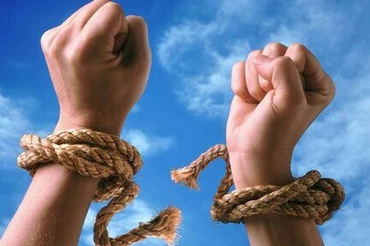 ترک اعتیاد ۱۱۴ معتاد، شرط بخشش قاتل