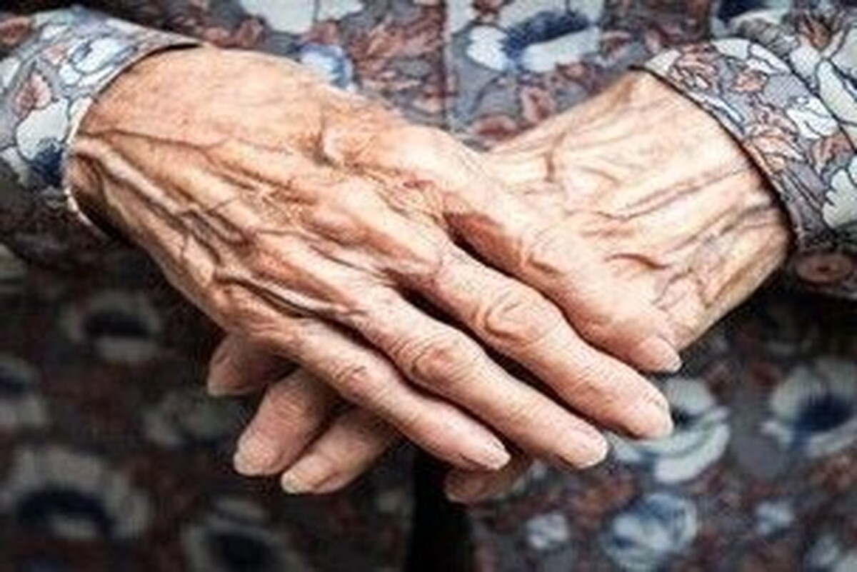 فراگیرشدن تجرد قطعی دختران، عامل بالابردن حساسیت زنانه‌شدن سالمندی در کشور