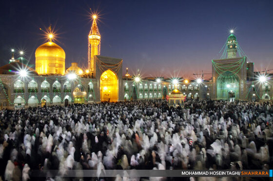 بارگاه منور رضوی در شب نیمه شعبان