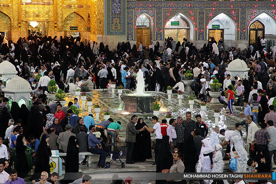 بارگاه منور رضوی در شب نیمه شعبان