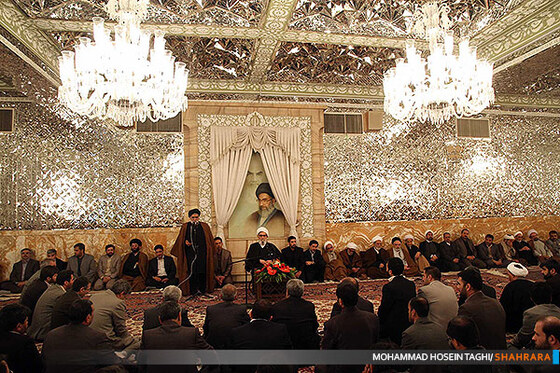 دیدار آیت الله طبسی با جمعی از  پژوهشگران