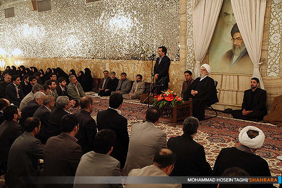 دیدار آیت الله طبسی با جمعی از  پژوهشگران