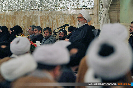 دیدار آیت الله طبسی با جمعی از  پژوهشگران