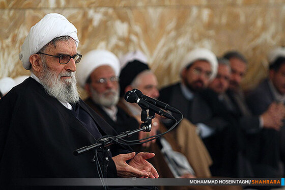 دیدار آیت الله طبسی با جمعی از  پژوهشگران
