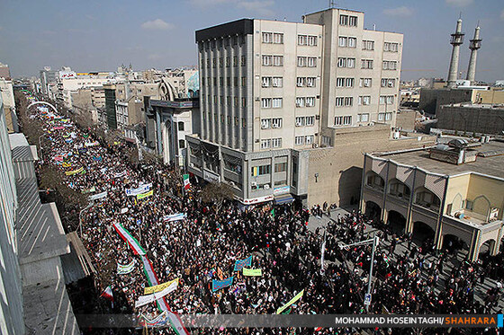 راهپیمایی 22 بهمن در مشهد