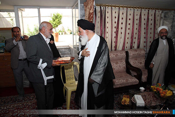 عیادت امام جمعه مشهد از جانبازان دفاع مقدس 