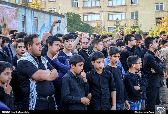 گزارش تصویری / مراسم خیمه سوزان عصر عاشورا در شهرک غرب /عکس : هادی مودب /شهرآرا