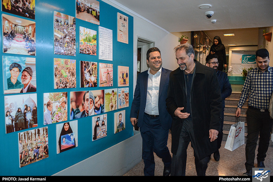 بازدید محمد حاجیان شهری عضو شورای شهر از موسسه فرهنگی شهرآرا / عکس: جواد کرمانی / شهرآرا