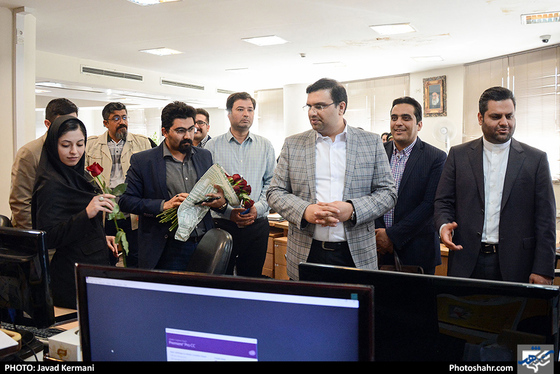 بازدید احسان اصولی عضو شورای شهر از روزنامه شهرآرا / عکس: جواد کرمانی / شهرآرا