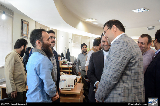 بازدید احسان اصولی عضو شورای شهر از روزنامه شهرآرا / عکس: جواد کرمانی / شهرآرا