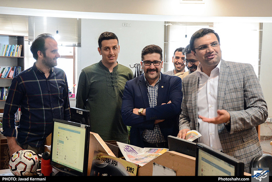 بازدید احسان اصولی عضو شورای شهر از روزنامه شهرآرا / عکس: جواد کرمانی / شهرآرا