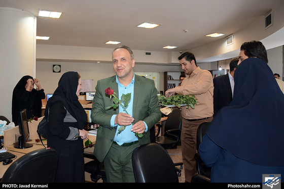 بازدید جمعی از مسئولین شهری از روزنامه  شهرآرا به مناسبت روز خبرنگار جوادکرمانی شهرآرا