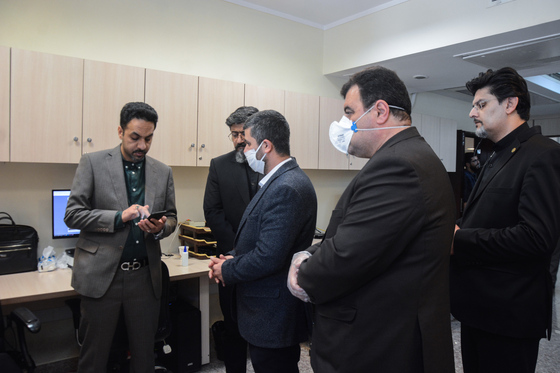 بازدید مدیرکل ارشاد از روزنامه شهرآرا
