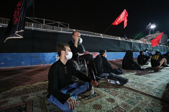 عزاداری شب چهارم محرم در ورزشگاه تختی