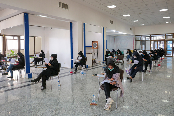 برگزاری آزمون وکالت در خراسان رضوی