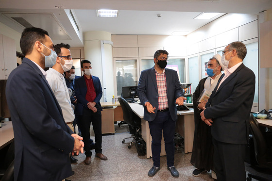 بازدید رئیس کمیسیون اقتصادی شورای شهر مشهد از مؤسسه شهرآرا