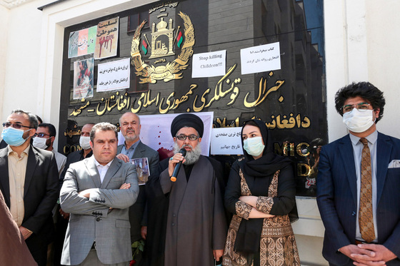 اجتماع مهاجرین افغانستانی مقیم مشهد در محکومیت حمله تروریستی کابل