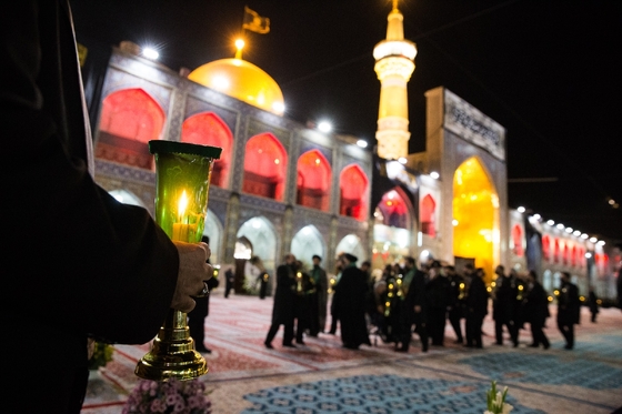 آیین خطبه خوانی شب شهادت امام رضا(ع) در حرم مطهر رضوی