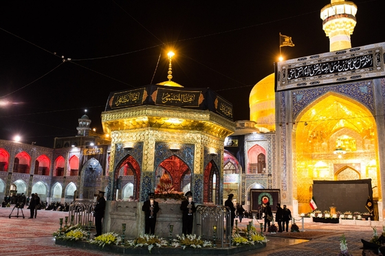 آیین خطبه خوانی شب شهادت امام رضا(ع) در حرم مطهر رضوی