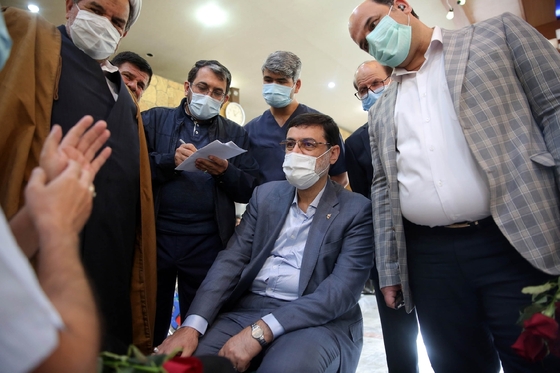 دیدار رئیس بنیاد شهید و امور ایثارگران با جانبازان دفاع مقدس