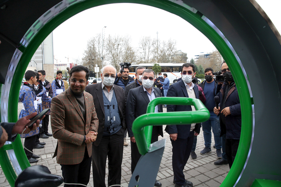 بازدید مسئولان شهری و استانی از اقدامات مدیریت شهری مشهد در بهار ۱۴۰۱