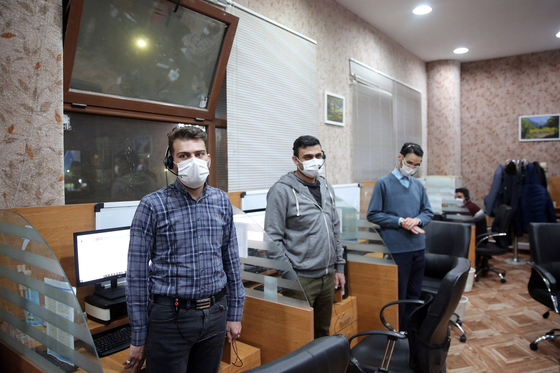بازدید مسئولان استانی از روند اسکان مسافران نوروزی در مشهد