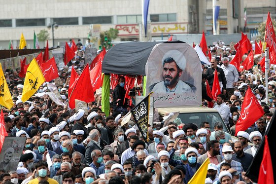 تشییع پیکر شهید حجت الاسلام اصلانی در مشهد