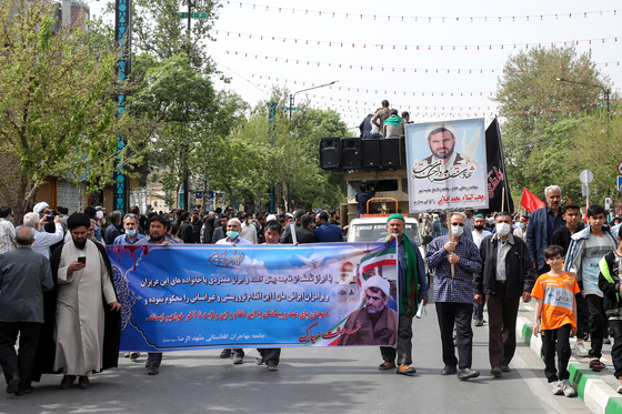 تشییع پیکر شهید حجت الاسلام اصلانی در مشهد