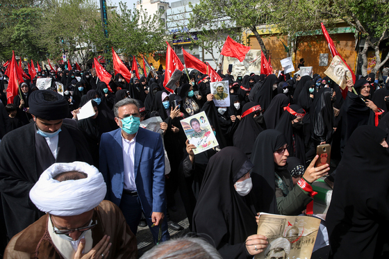 تشییع پیکر شهید حجت الاسلام اصلانی در مشهد