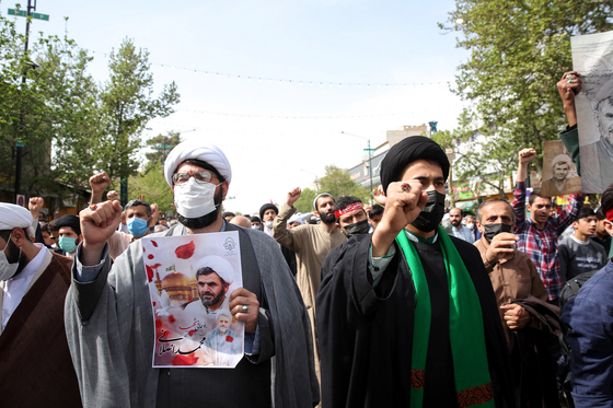 تشییع پیکر شهید حجت الاسلام اصلانی در مشهد
