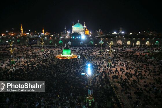 مراسم احیاء شب ۱۹ ماه رمضان در حرم مطهر رضوی