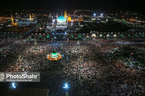 مراسم احیاء شب ۱۹ ماه رمضان در حرم مطهر رضوی