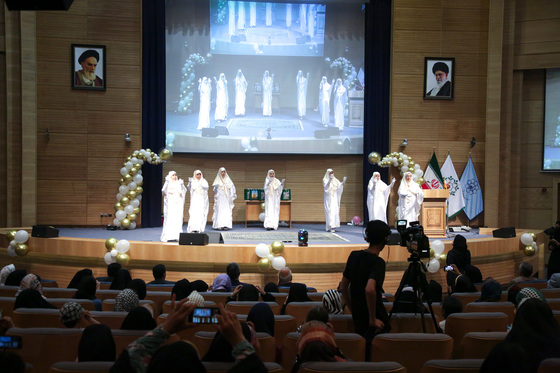 جشن دهه کرامت ویژه دختران ناشنوا