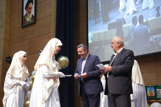 جشن دهه کرامت ویژه دختران ناشنوا