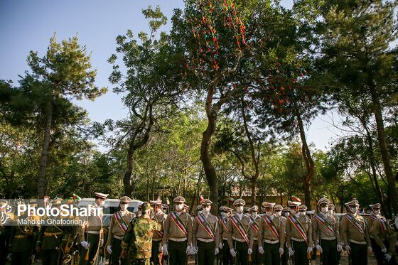 آیین بازگشایی معابر پادگان لشکر 77