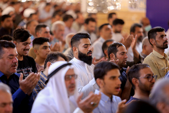 نماز عید قربان در حرم مطهر رضوی