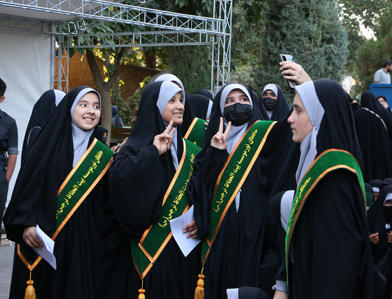 همایش « رهروان فاطمی » در بوستان ملت