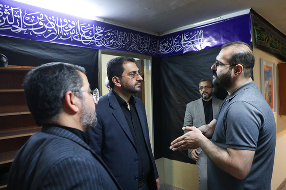 حضور شهردار مشهد در روزنامه شهرآرا به مناسبت روز خبرنگار