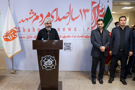 حضور شهردار مشهد در روزنامه شهرآرا به مناسبت روز خبرنگار