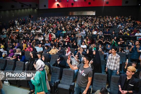 اکران مردمی فیلم «دوزیست»