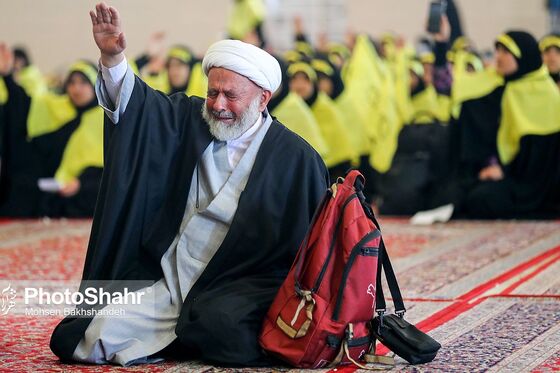 مراسم بدرقه کاروان دانش‌آموزی به راهپیمایی اربعین