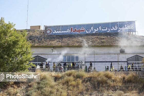 مراسم بدرقه کاروان دانش‌آموزی به راهپیمایی اربعین