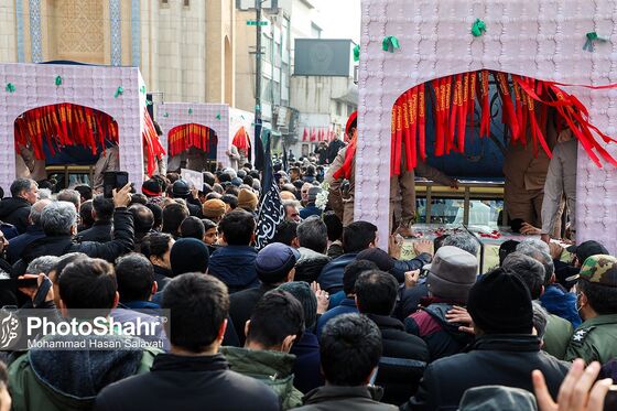 تشییع پیکر مطهر ۱۰ شهید گمنام در مشهد