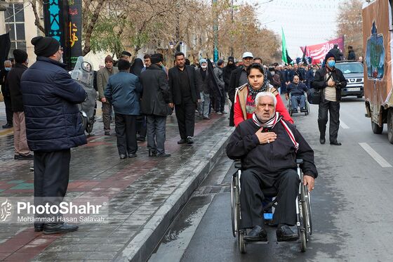 تشییع پیکر مطهر ۱۰ شهید گمنام در مشهد