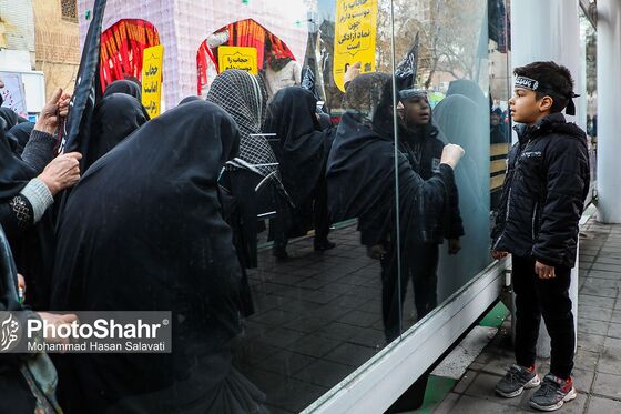 تشییع پیکر مطهر ۱۰ شهید گمنام در مشهد